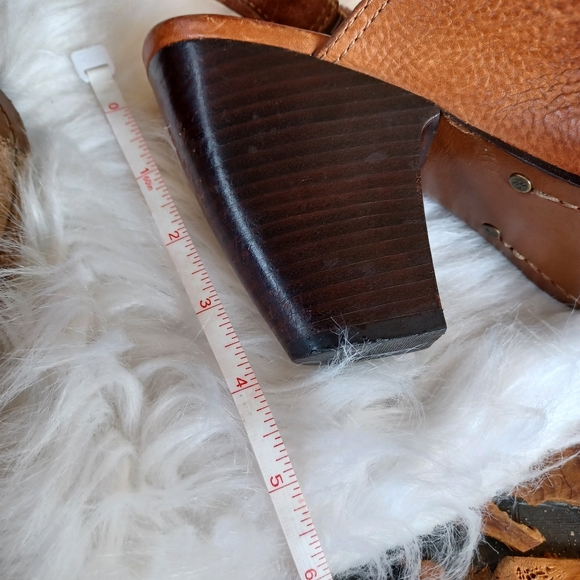 Frye Peek Toe Leather Chunky Heels - Picture 8 of 8